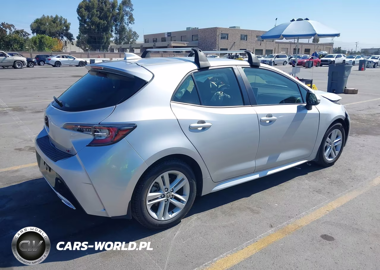 2022 Toyota Corolla Se VIN:JTND4MBE3N3175284 - 4