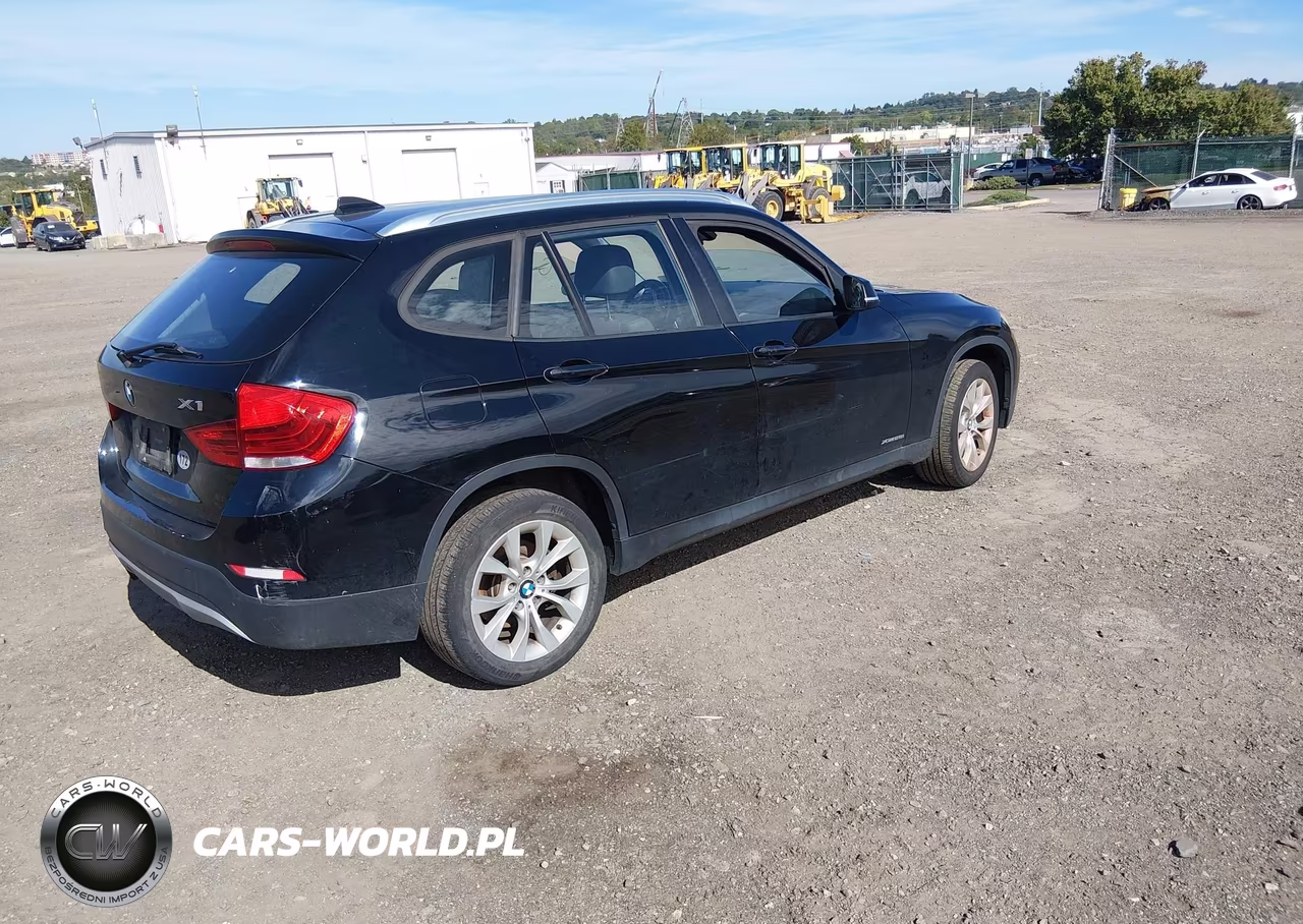 2013 BMW X1 xDrive28I VIN:WBAVL1C51DVR82721 - 4