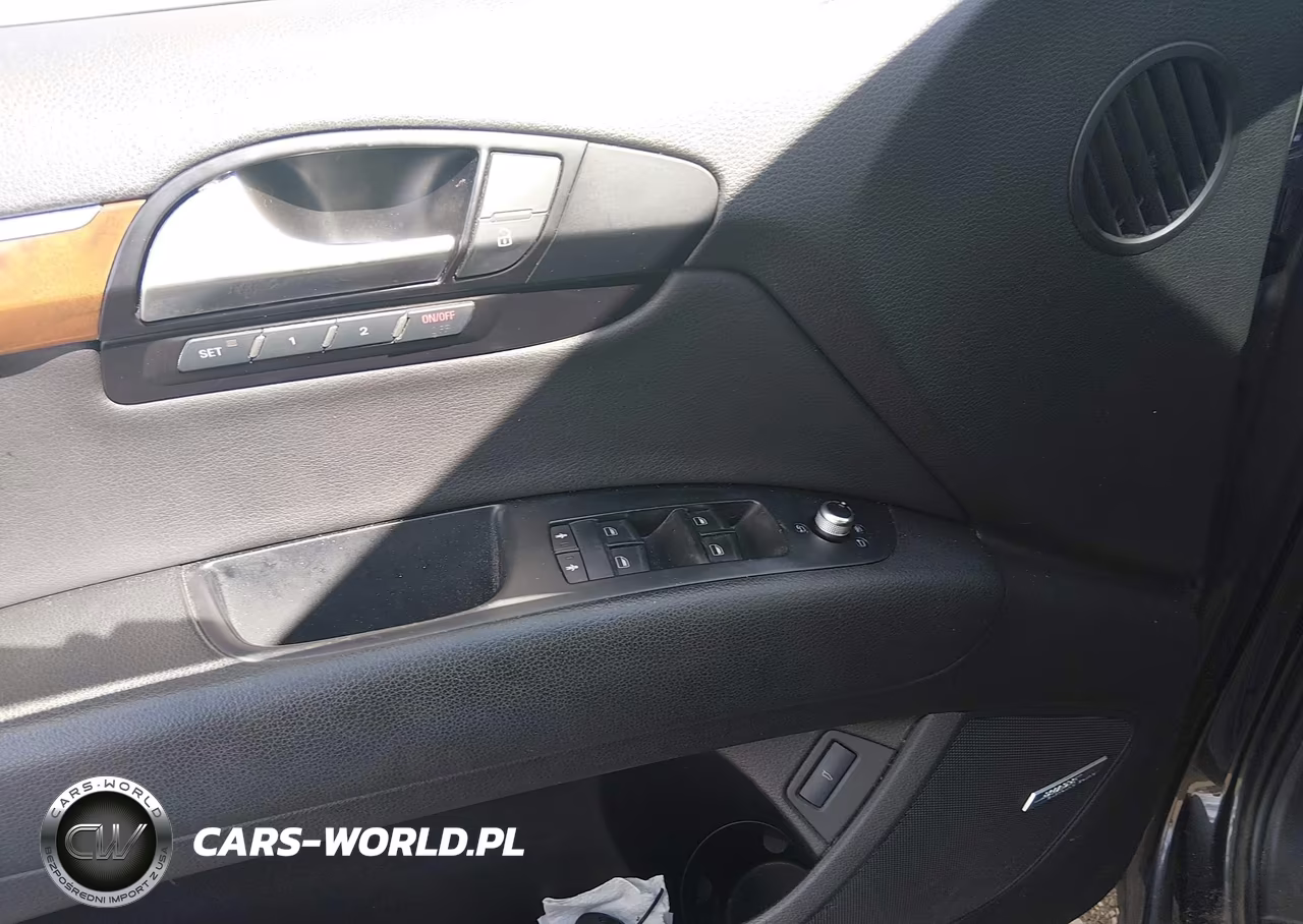 2011 Audi Q7 3.0T Premium VIN:WA1LGAFE8BD004644 - 15
