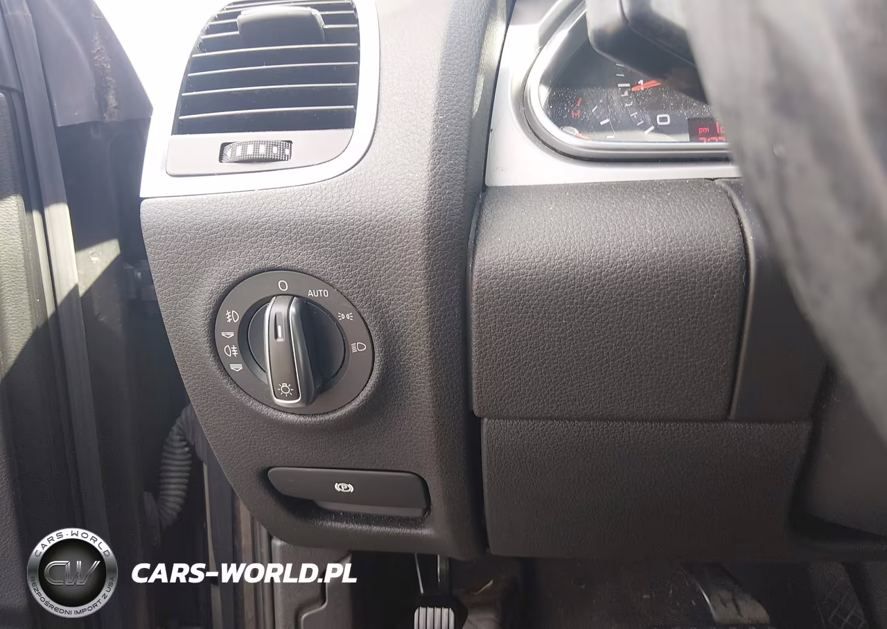 2011 Audi Q7 3.0T Premium VIN:WA1LGAFE8BD004644 - 16