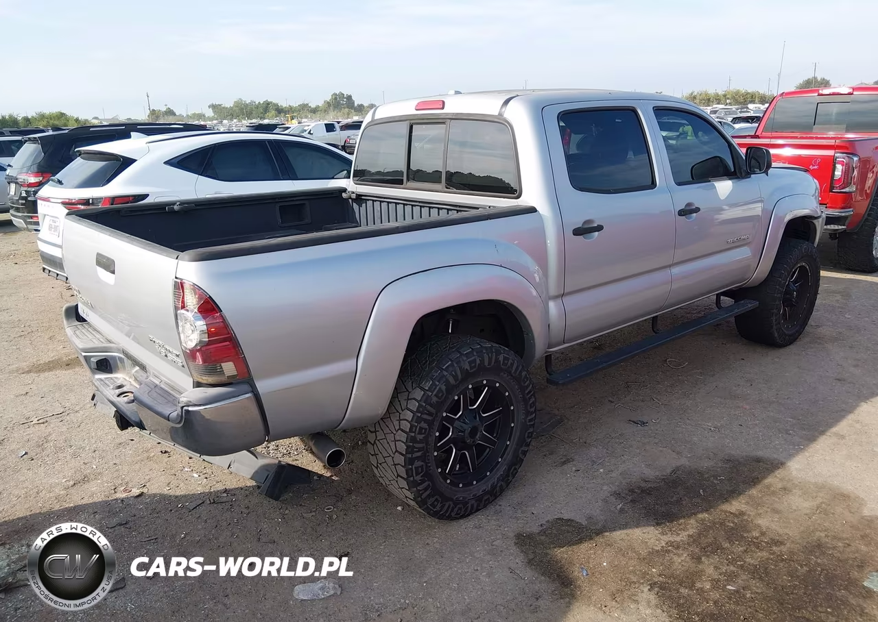 2009 Toyota Tacoma Prerunner V6 VIN:3TMJU62NX9M081345 - 4