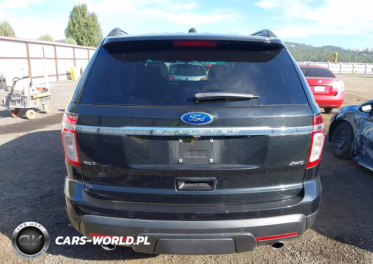 2015 Ford Explorer Xlt VIN:1FM5K8D8XFGA65805 - 16