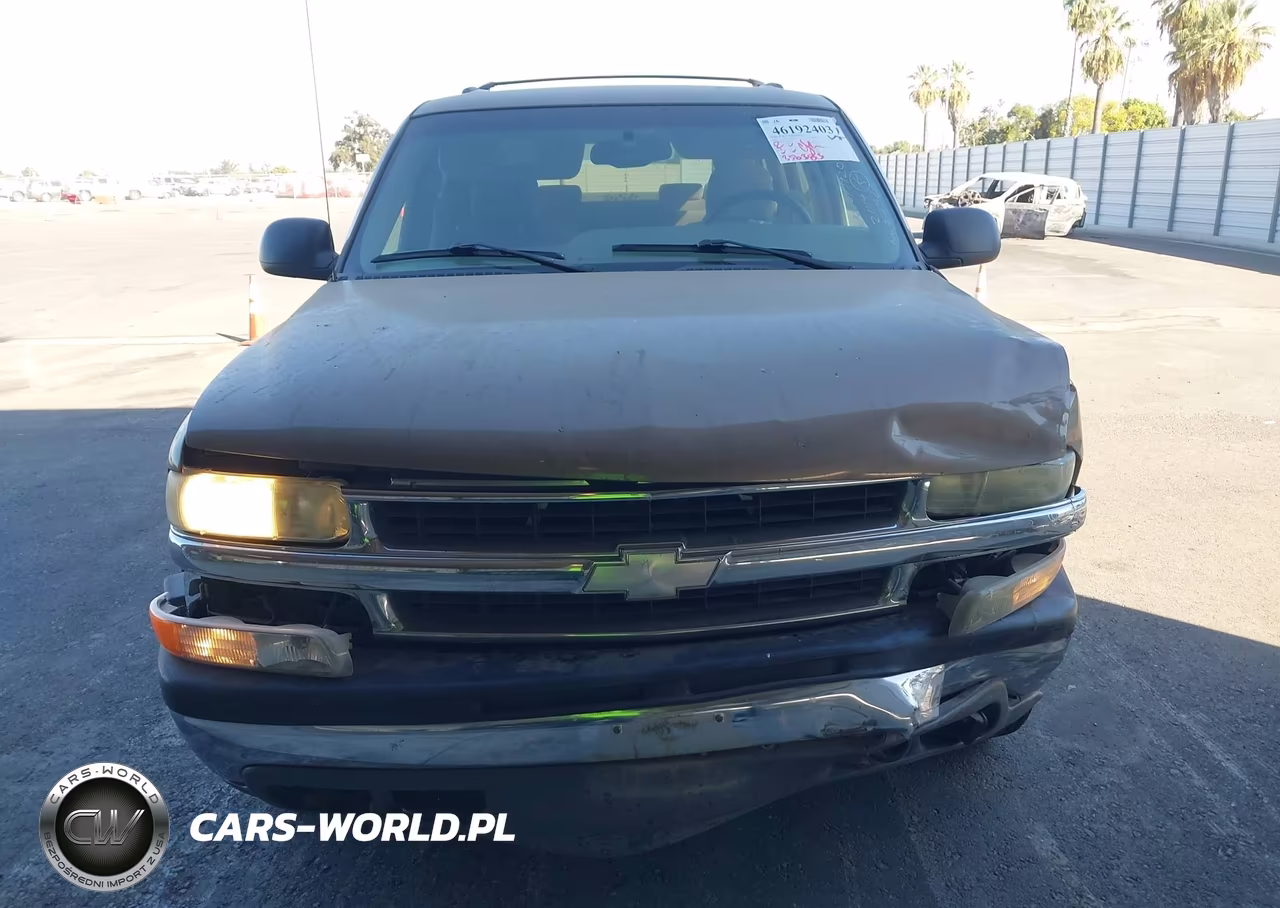 2003 Chevrolet Tahoe Ls VIN:1GNEK13T33R211387 - 12