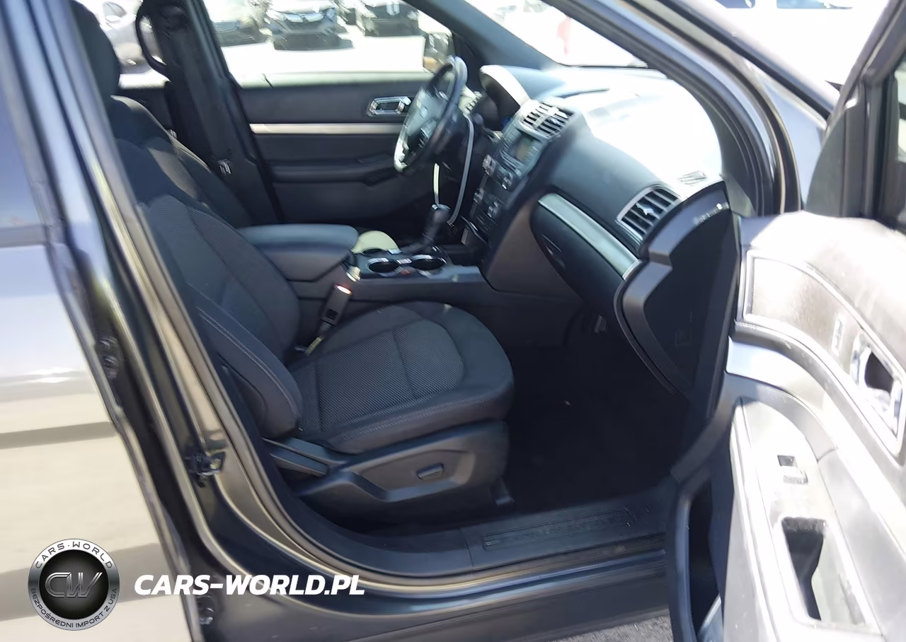 2019 Ford Explorer Xlt VIN:1FM5K7D87KGA46813 - 5