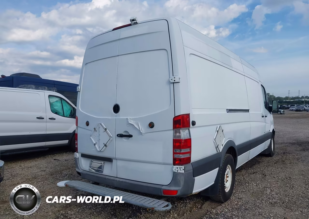 2012 Mercedes-Benz Sprinter 2500 Ext-High Roof VIN:WD3PE8CB5C5676909 - 4