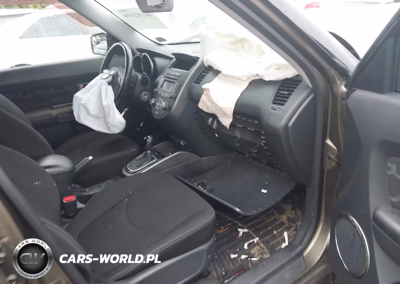 2013 Kia Soul + VIN:KNDJT2A62D7581766 - 5