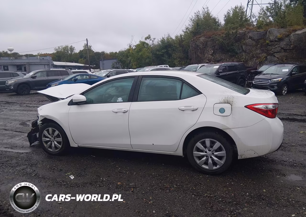 2016 Toyota Corolla Le VIN:2T1BURHEXGC643702 - 14