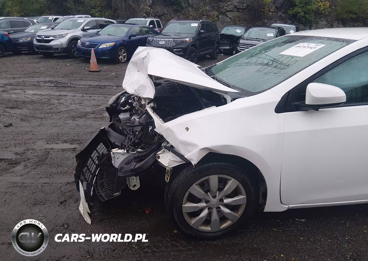 2016 Toyota Corolla Le VIN:2T1BURHEXGC643702 - 17
