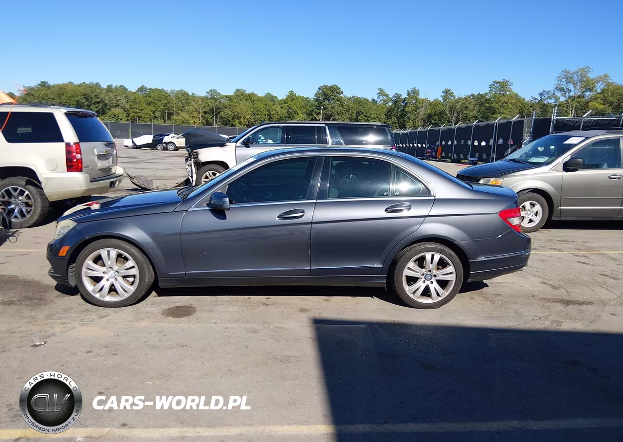 2010 Mercedes-Benz C 300 Luxury 4Matic-Sport 4Matic VIN:WDDGF8BB1AR124341 - 14