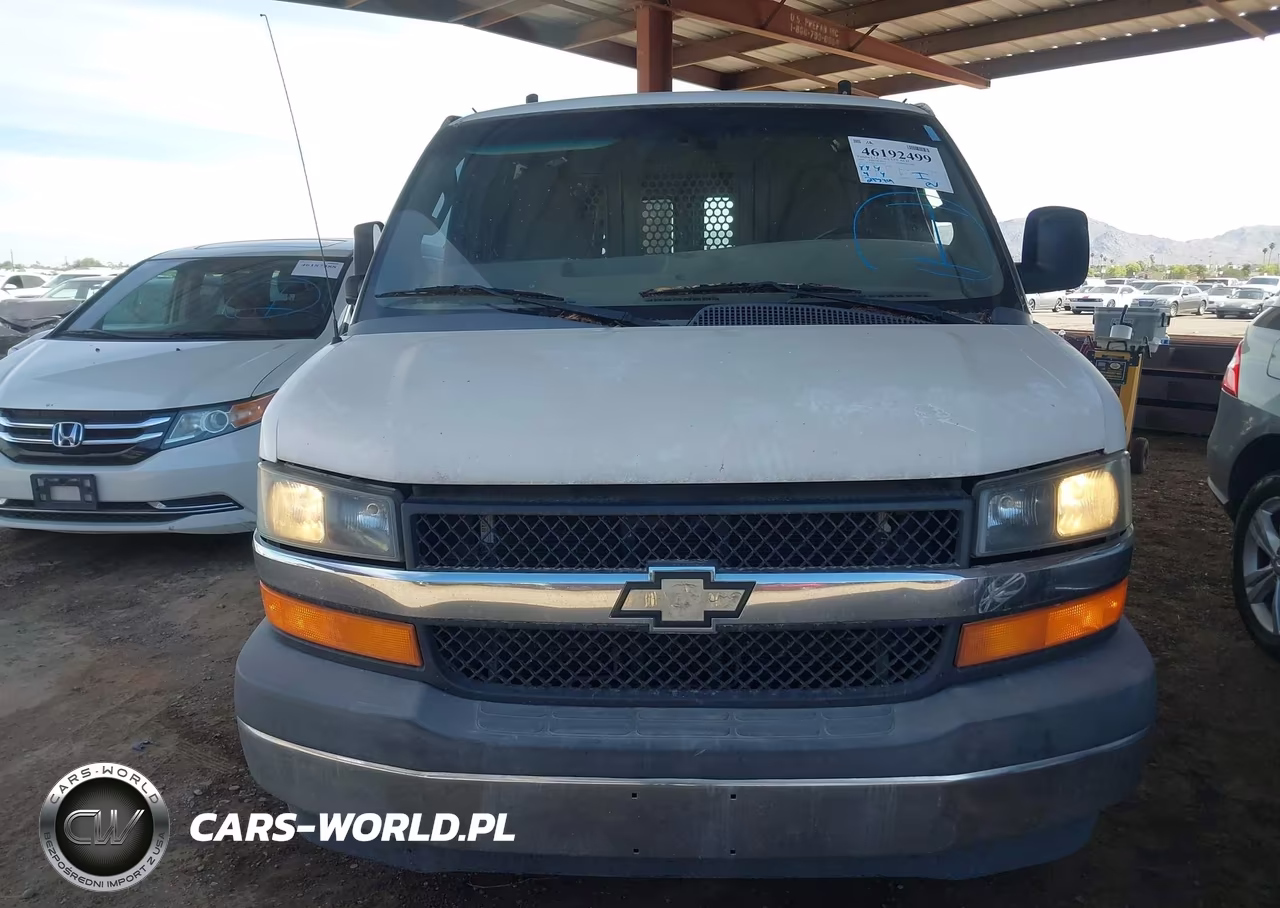 2017 Chevrolet Express 2500 Work Van VIN:1GCWGBFFXH1110993 - 6