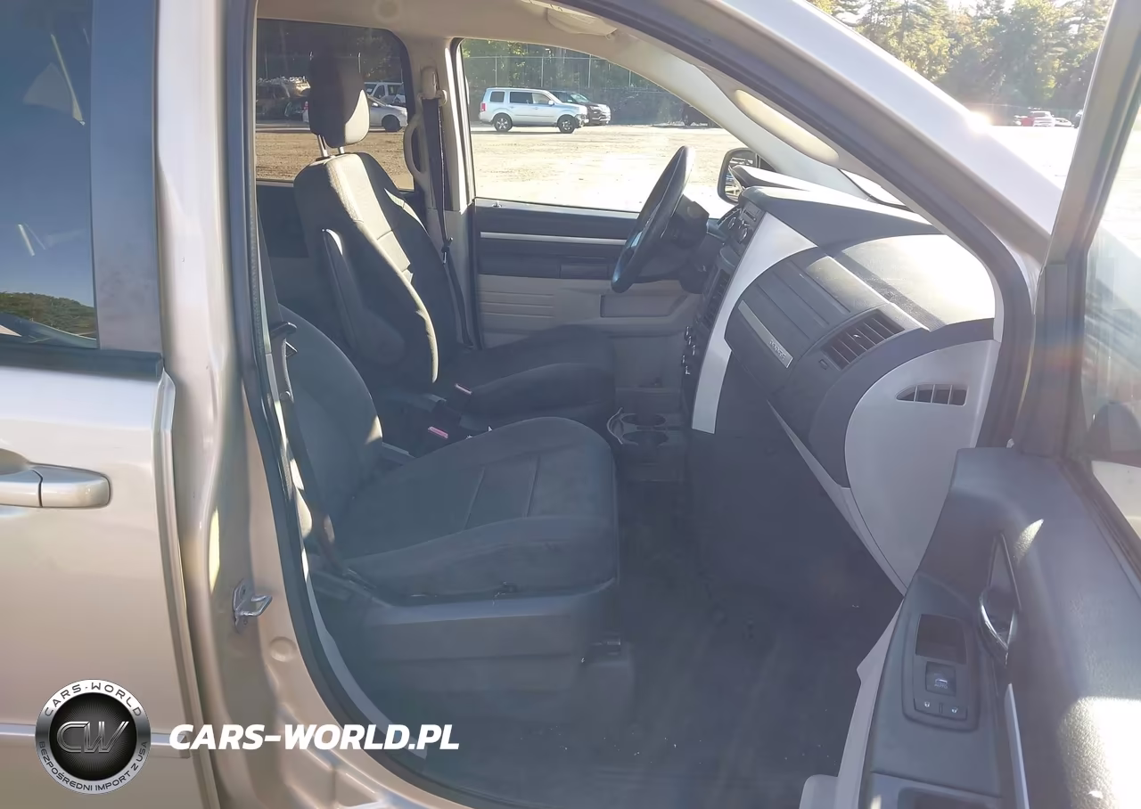 2010 Dodge Grand Caravan Se VIN:2D4RN4DE4AR334922 - 5