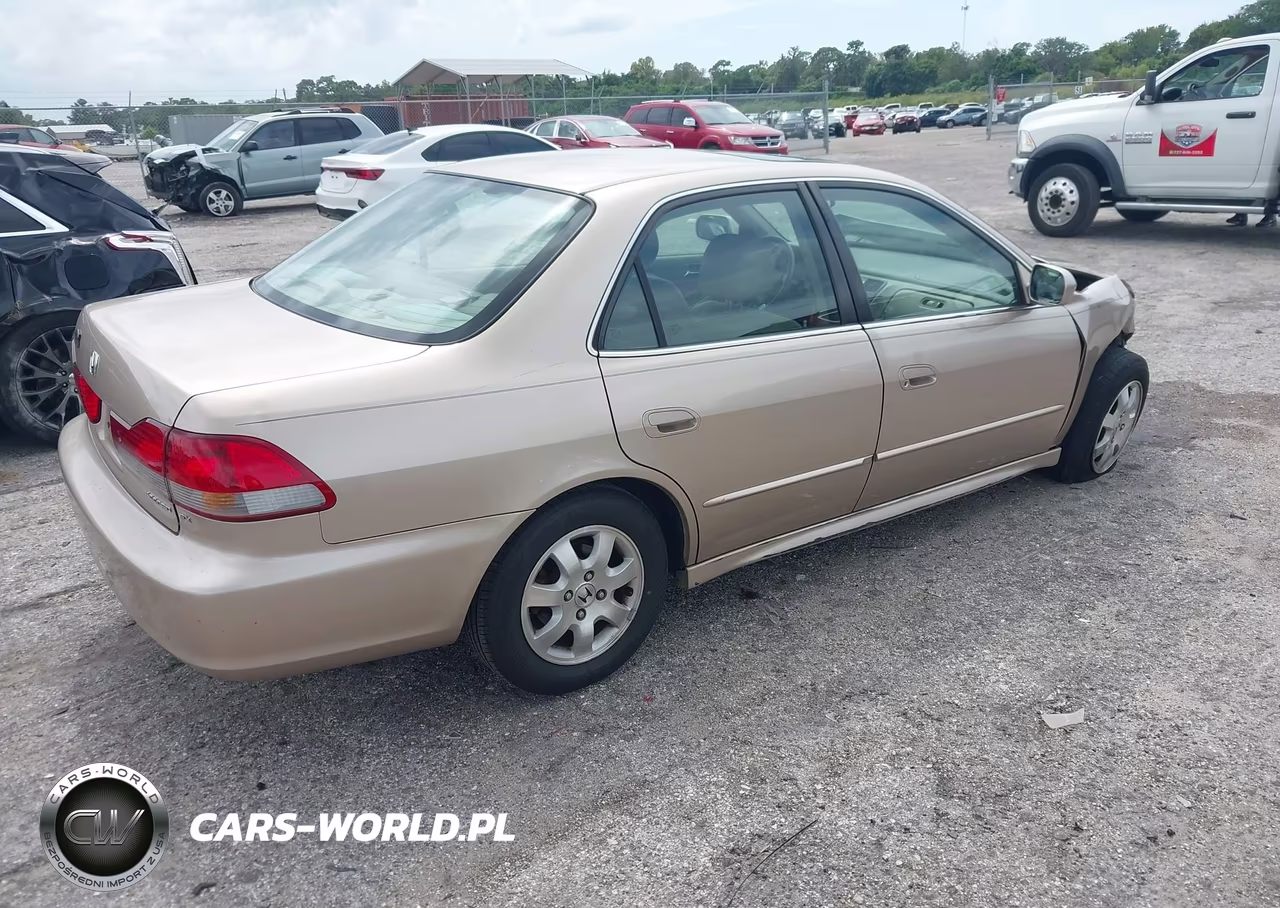 2001 Honda Accord Sdn 2.3 Ex-Ex VIN:1HGCG56641A117787 - 4