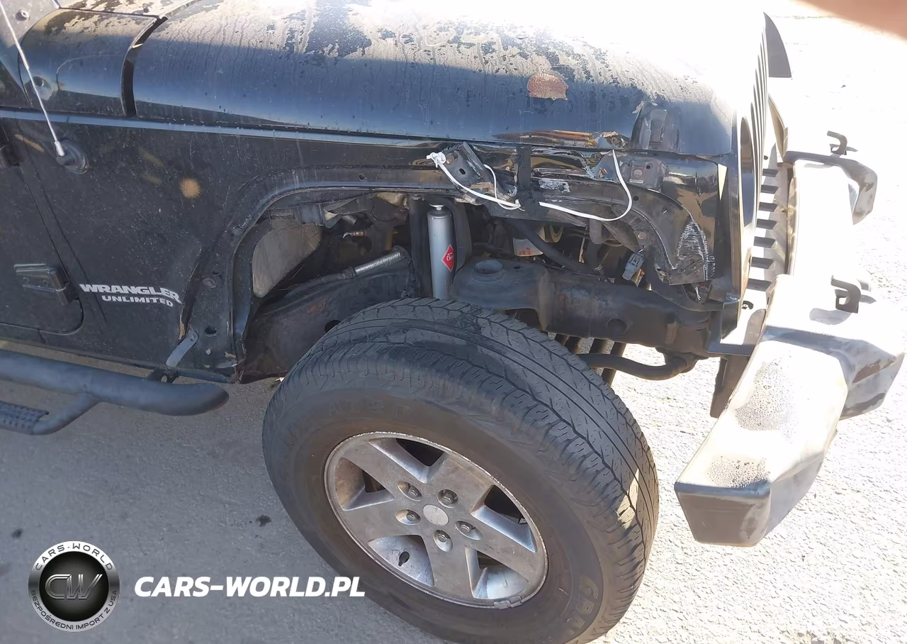 2010 Jeep Wrangler Unlimited Sport VIN:1J4BB3H12AL201121 - 18