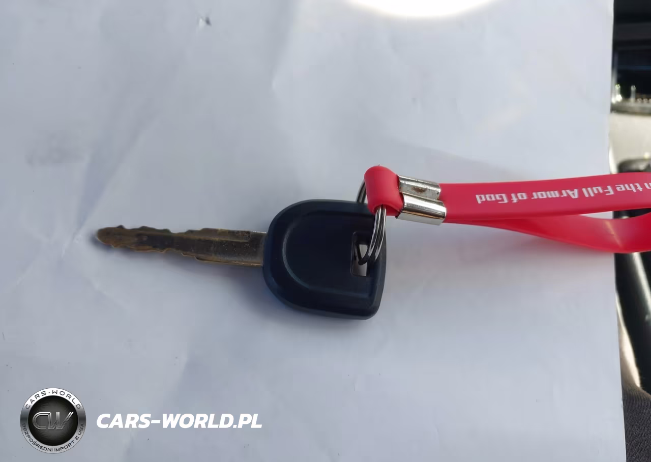 2005 Mazda Mazda3 I VIN:JM1BK12F851308528 - 11