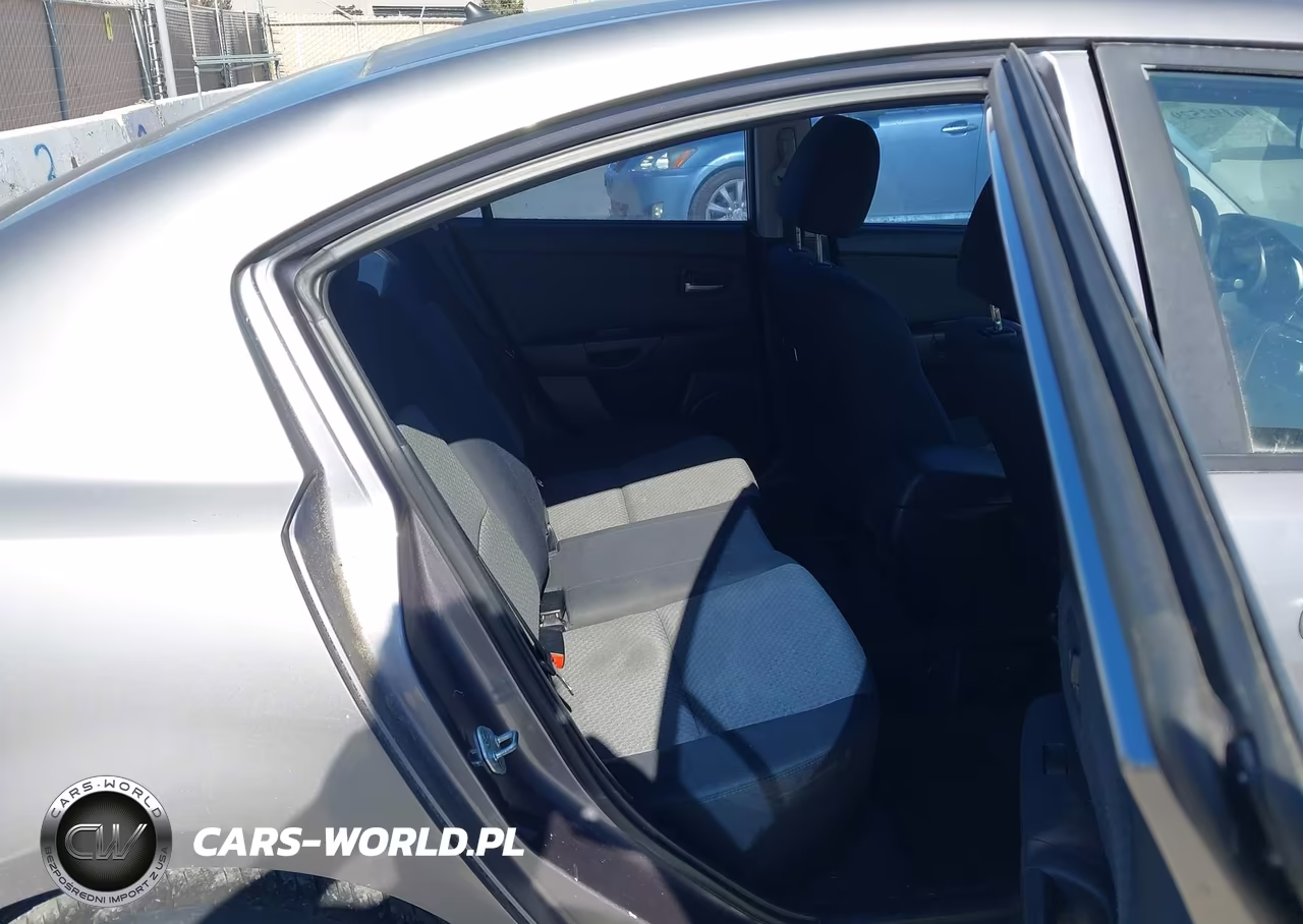 2005 Mazda Mazda3 I VIN:JM1BK12F851308528 - 8