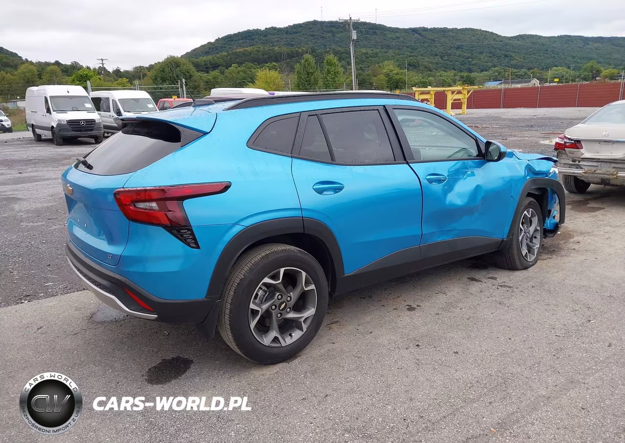 2026 Chevrolet Trax Fwd Lt VIN:KL77LHEP6TC024393 - 4