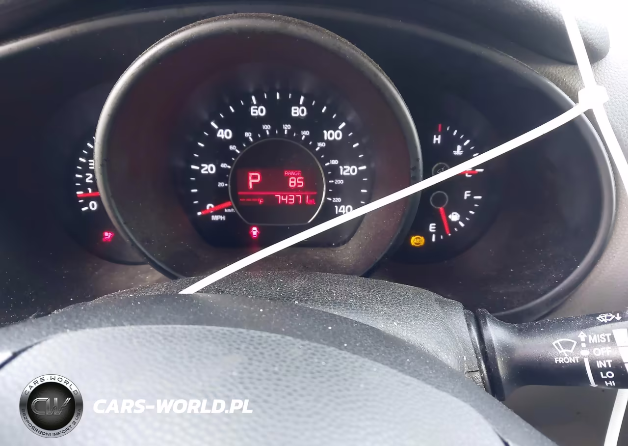 2014 Kia Soul + VIN:KNDJP3A50E7072682 - 7