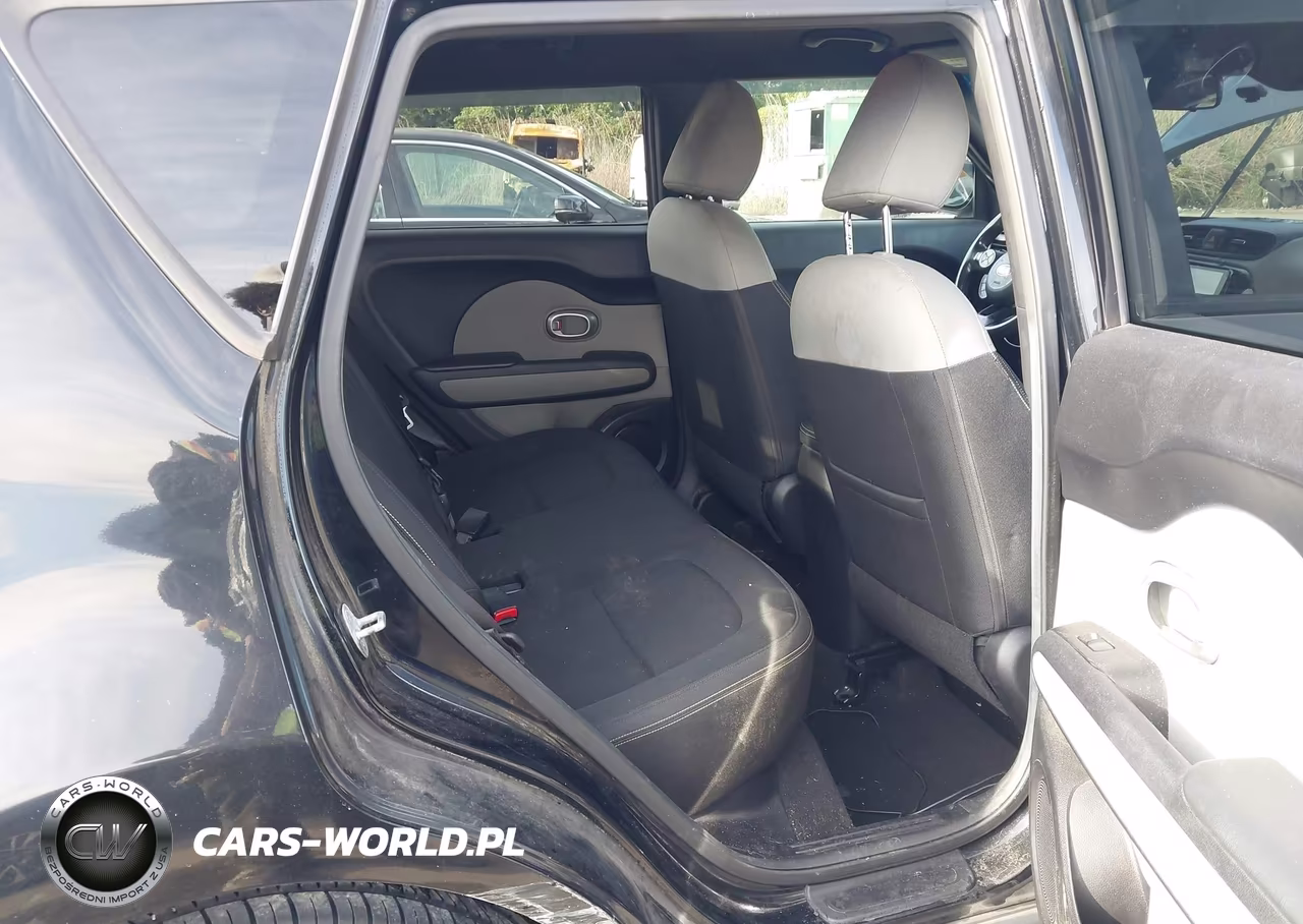 2014 Kia Soul + VIN:KNDJP3A50E7072682 - 8