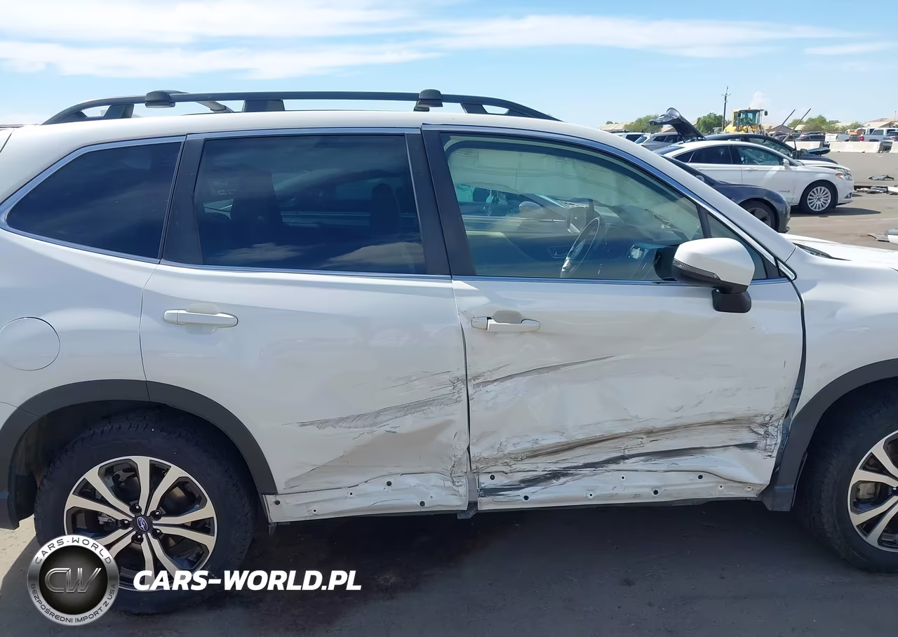 2022 Subaru Forester Limited VIN:JF2SKANC3NH461277 - 13