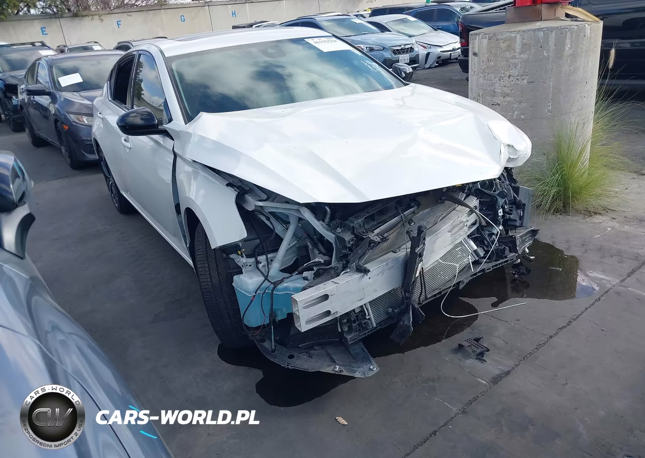 2025 Nissan Altima Sr Fwd