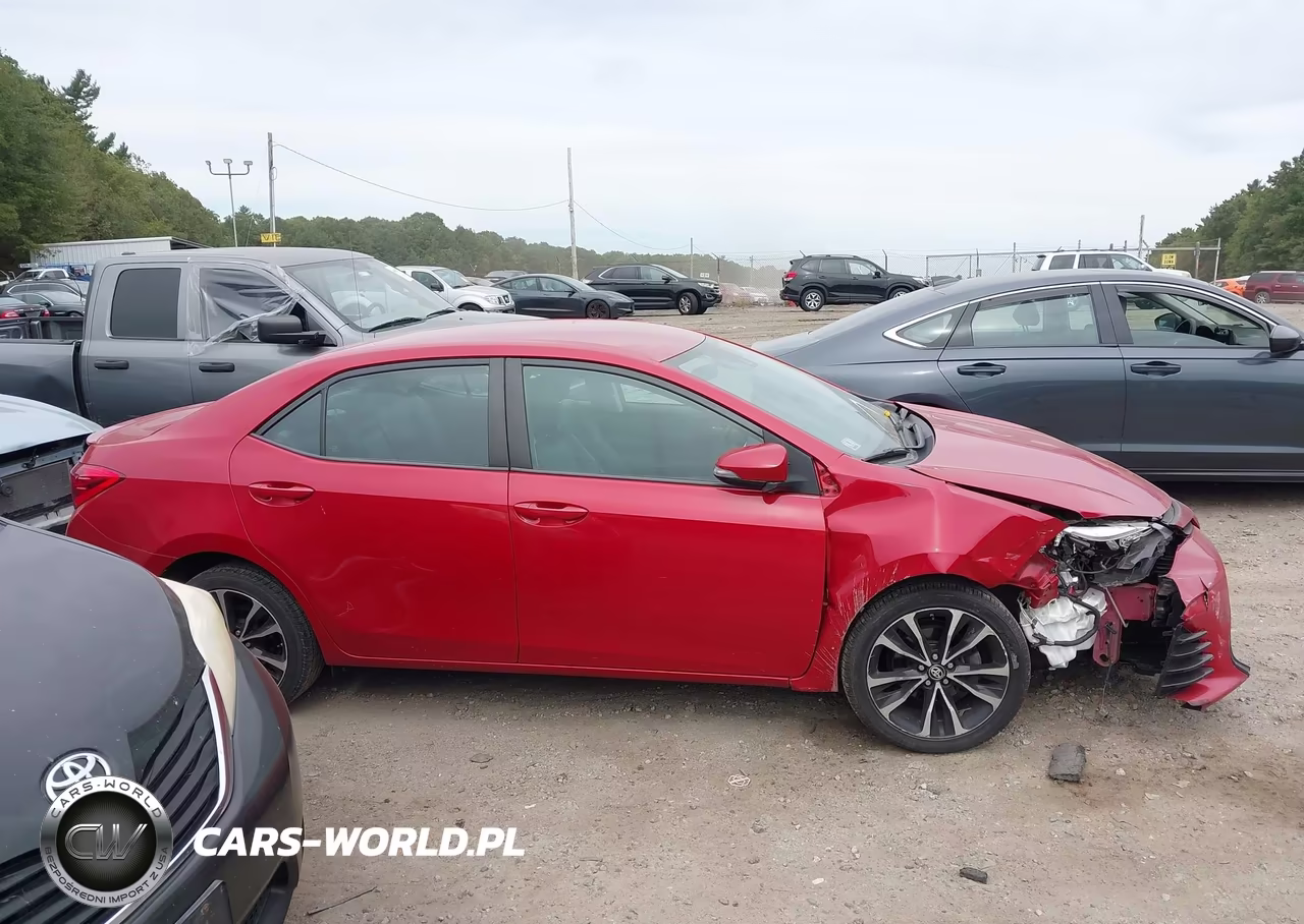 2019 Toyota Corolla Se VIN:2T1BURHE3KC156866 - 13