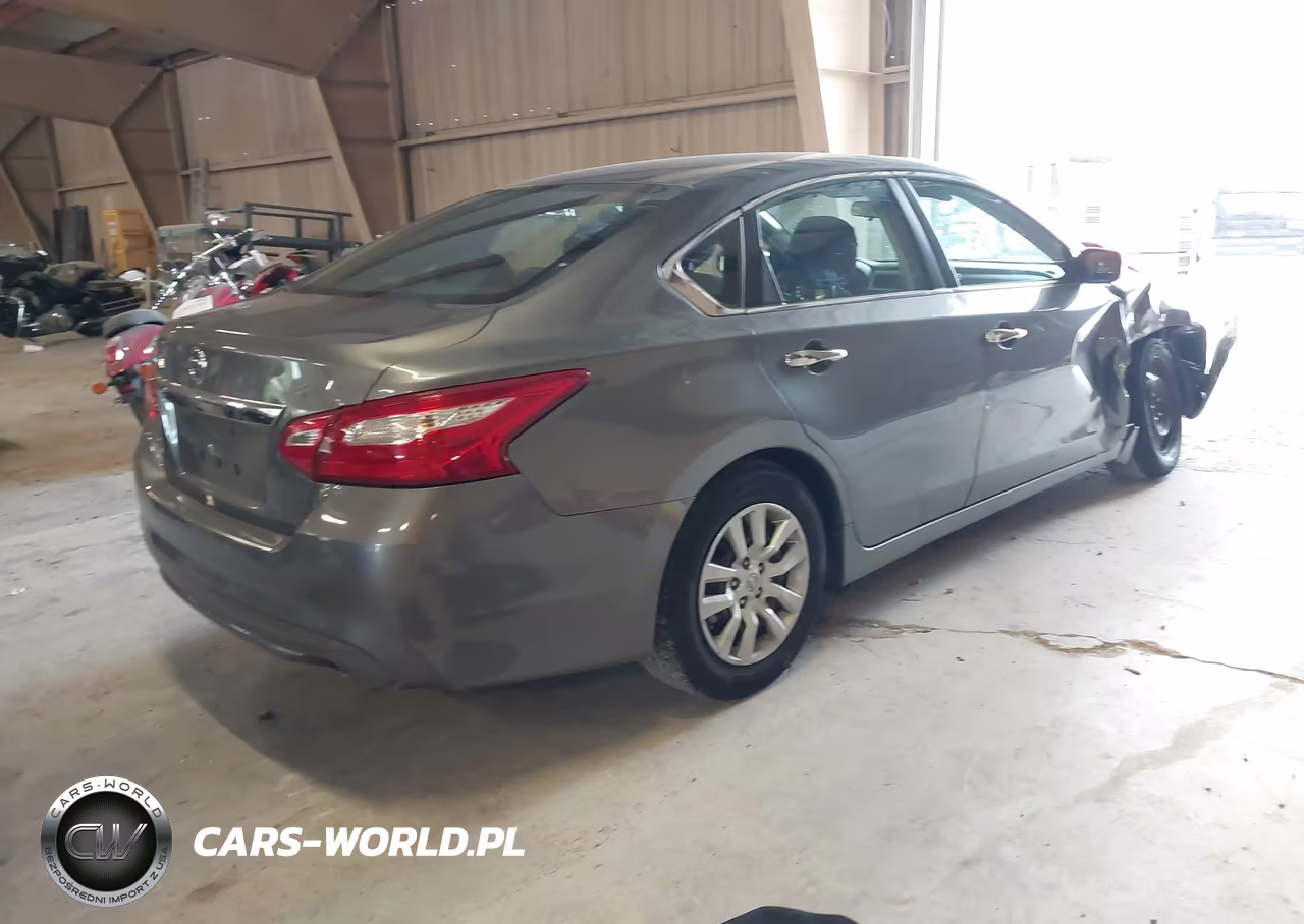 2016 Nissan Altima 2.5 S VIN:1N4AL3AP3GN386165 - 4