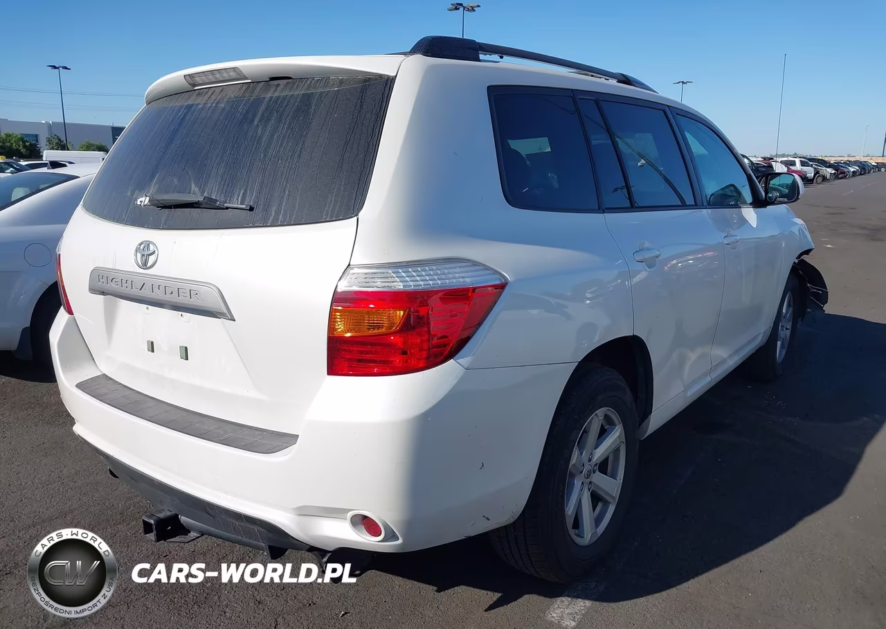 2010 Toyota Highlander Base V6 VIN:5TDZK3EH7AS005082 - 4