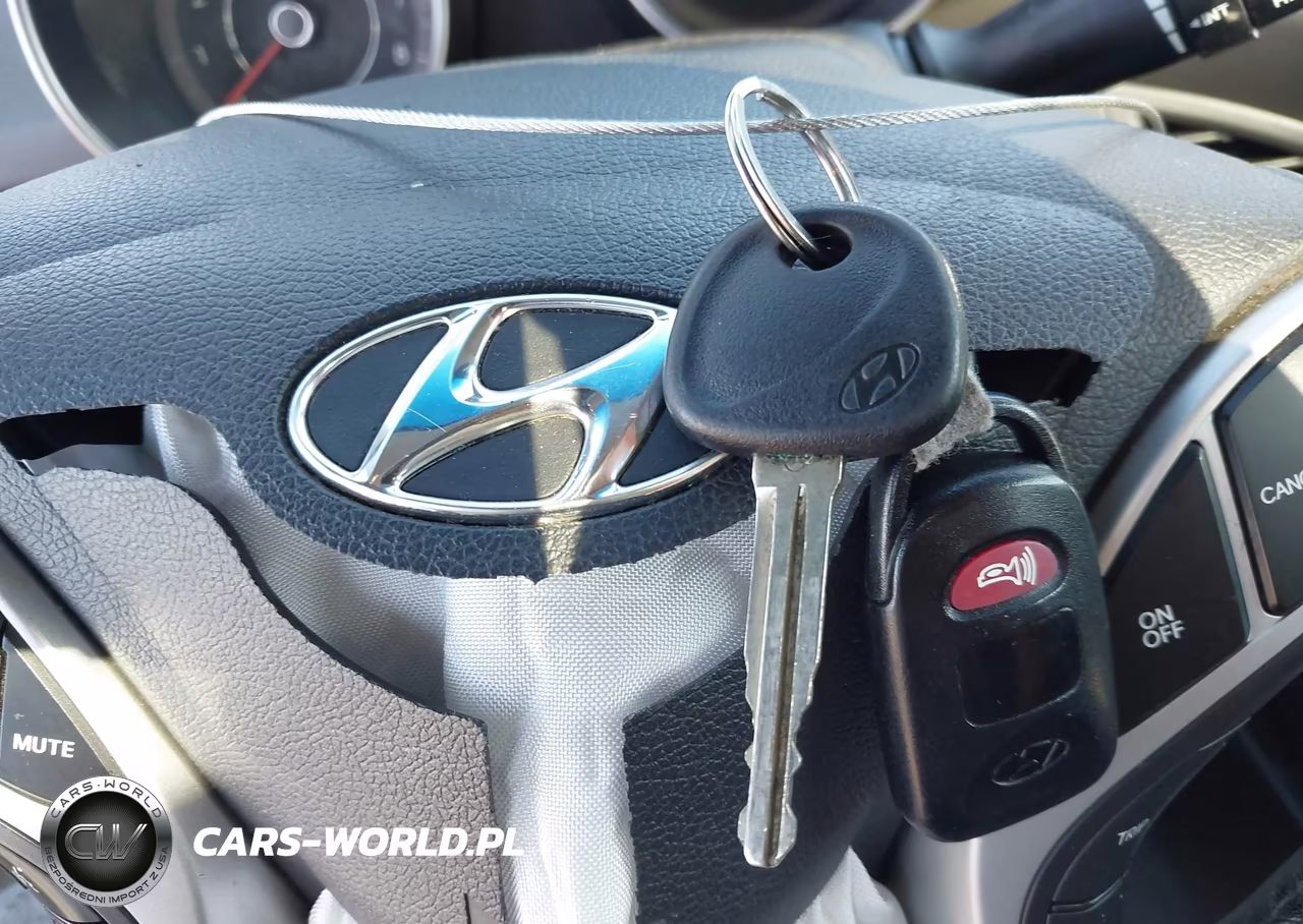2012 Hyundai Elantra Limited VIN:5NPDH4AE2CH112320 - 11