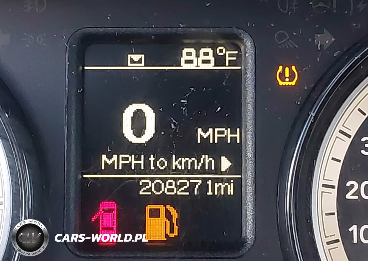 2017 Ram 1500 Tradesman 4X4 6'4 Box VIN:1C6RR7FG7HS642488 - 15