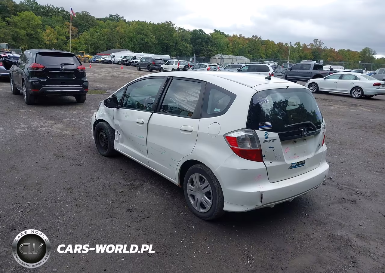 2009 Honda Fit VIN:JHMGE88239S049679 - 3
