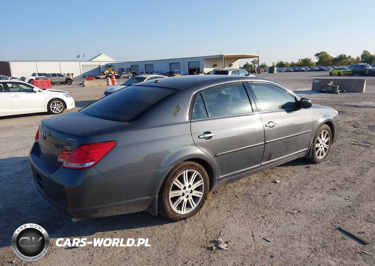 2010 Toyota Avalon Limited VIN:4T1BK3DB0AU368040 - 4