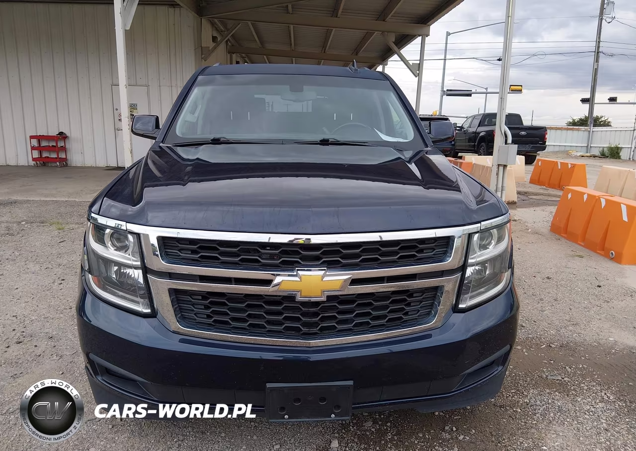 2018 Chevrolet Tahoe Ls VIN:1GNSKAECXJR138905 - 12