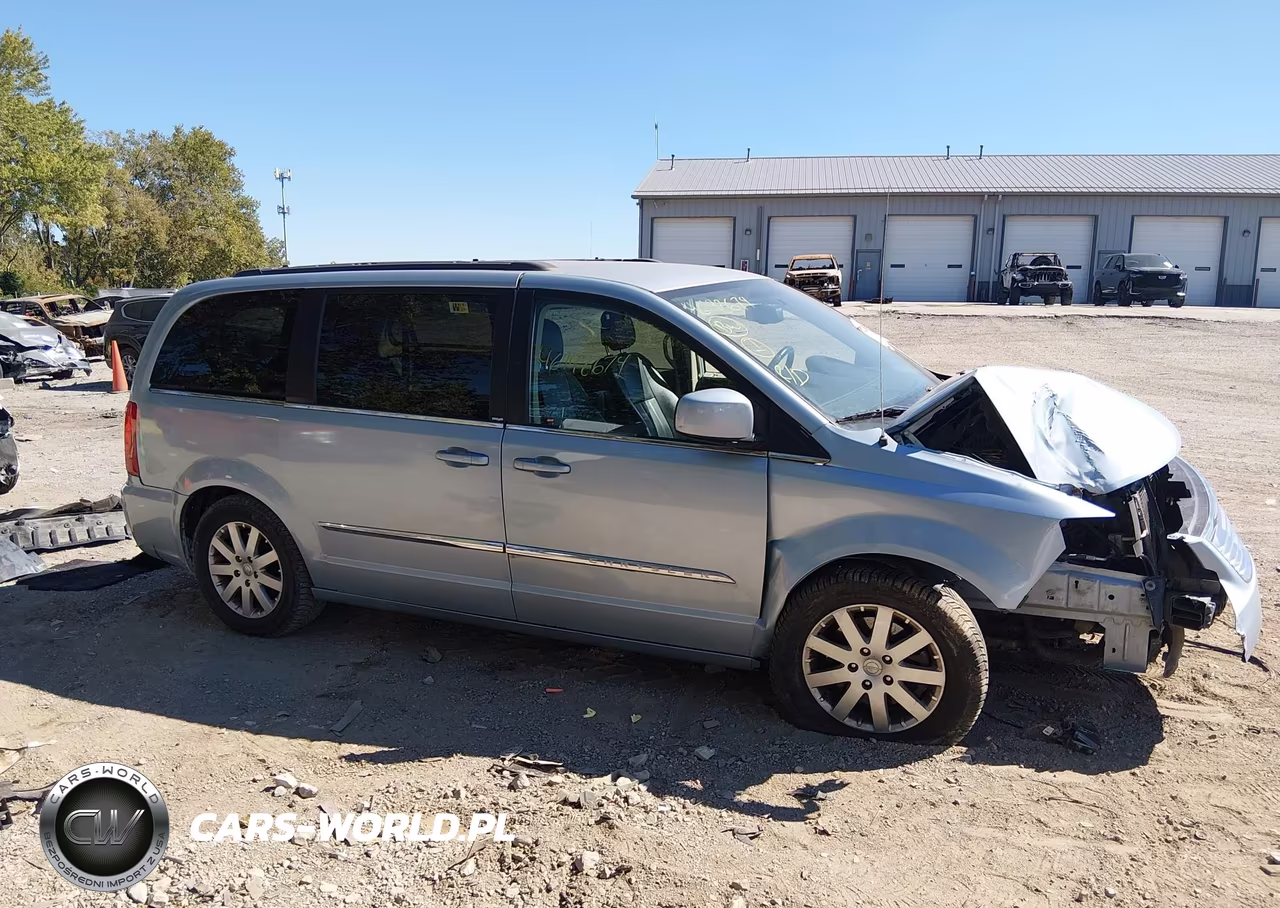 2013 Chrysler Town & Country Touring VIN:2C4RC1BG8DR670017 - 14