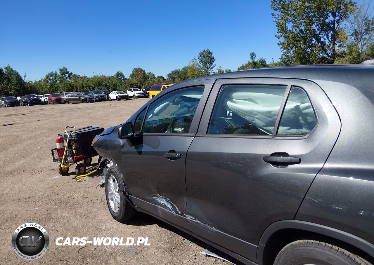 2020 Chevrolet Trax Fwd Ls VIN:3GNCJKSB4LL142225 - 14