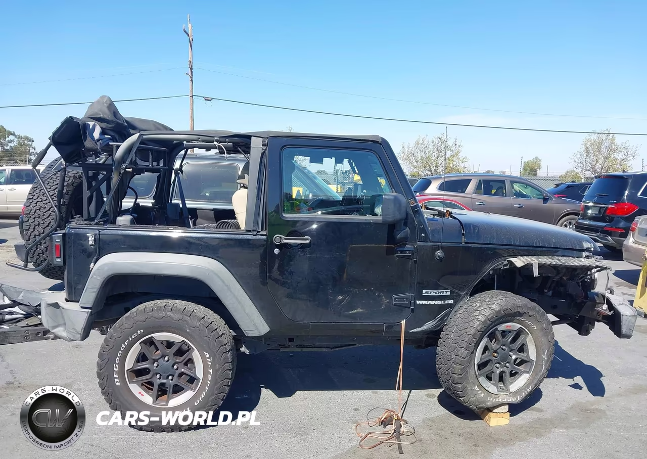 2010 Jeep Wrangler Sport VIN:1J4AA2D17AL165179 - 13