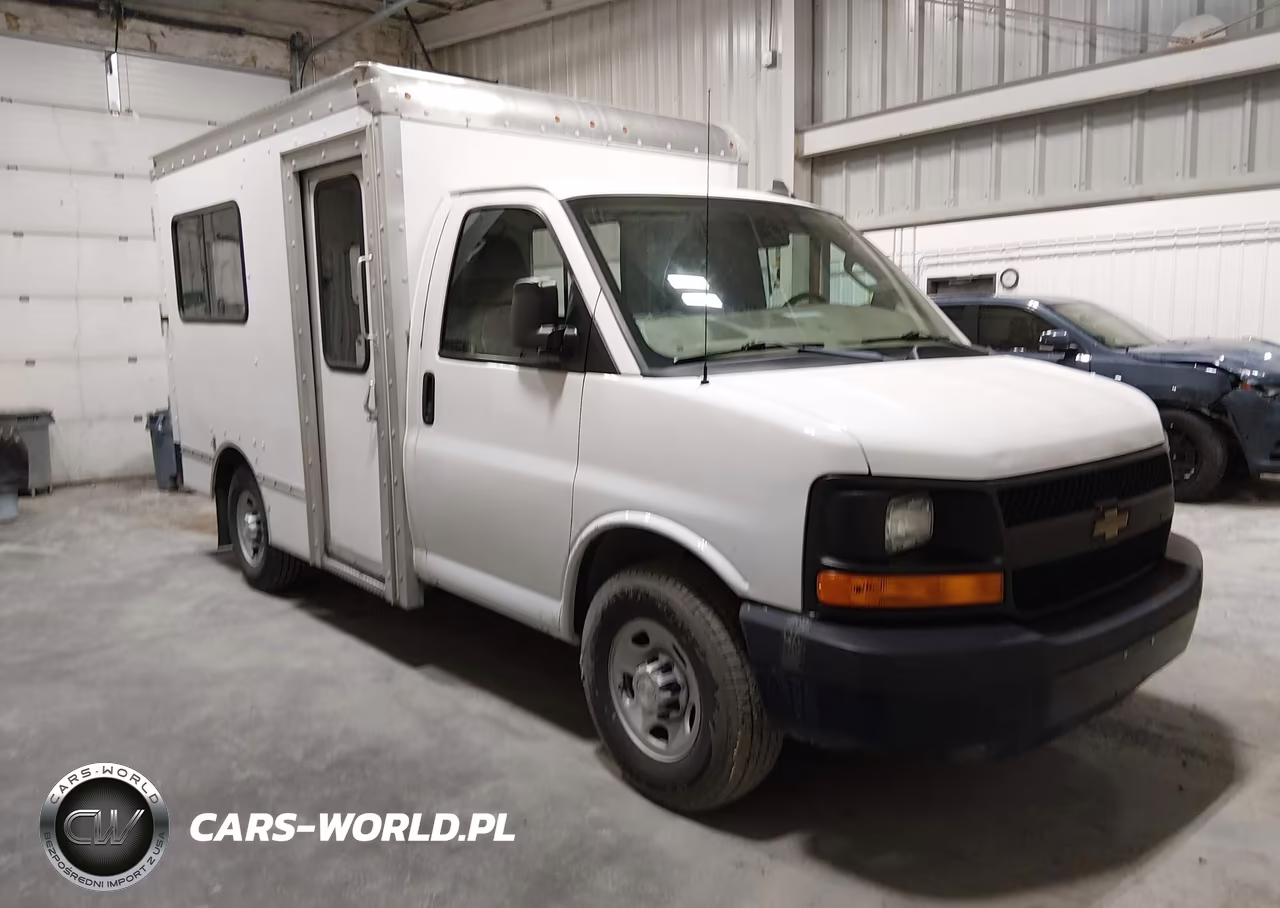 2016 Chevrolet Express Cutaway 3500 VIN:1GB0GRFGXG1274206 - 1