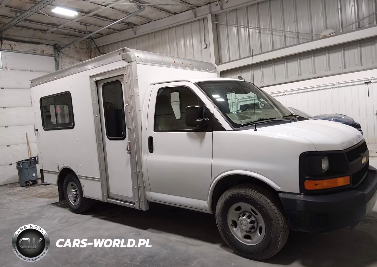 2016 Chevrolet Express Cutaway 3500 VIN:1GB0GRFGXG1274206 - 13