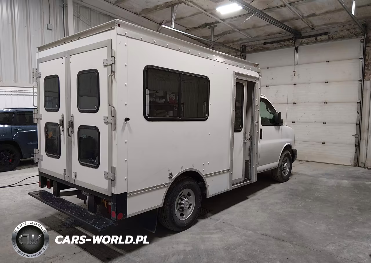 2016 Chevrolet Express Cutaway 3500 VIN:1GB0GRFGXG1274206 - 4