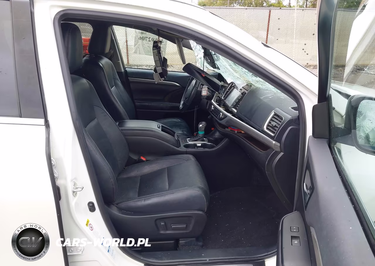 2019 Toyota Highlander Limited Platinum VIN:5TDDZRFH0KS742052 - 5