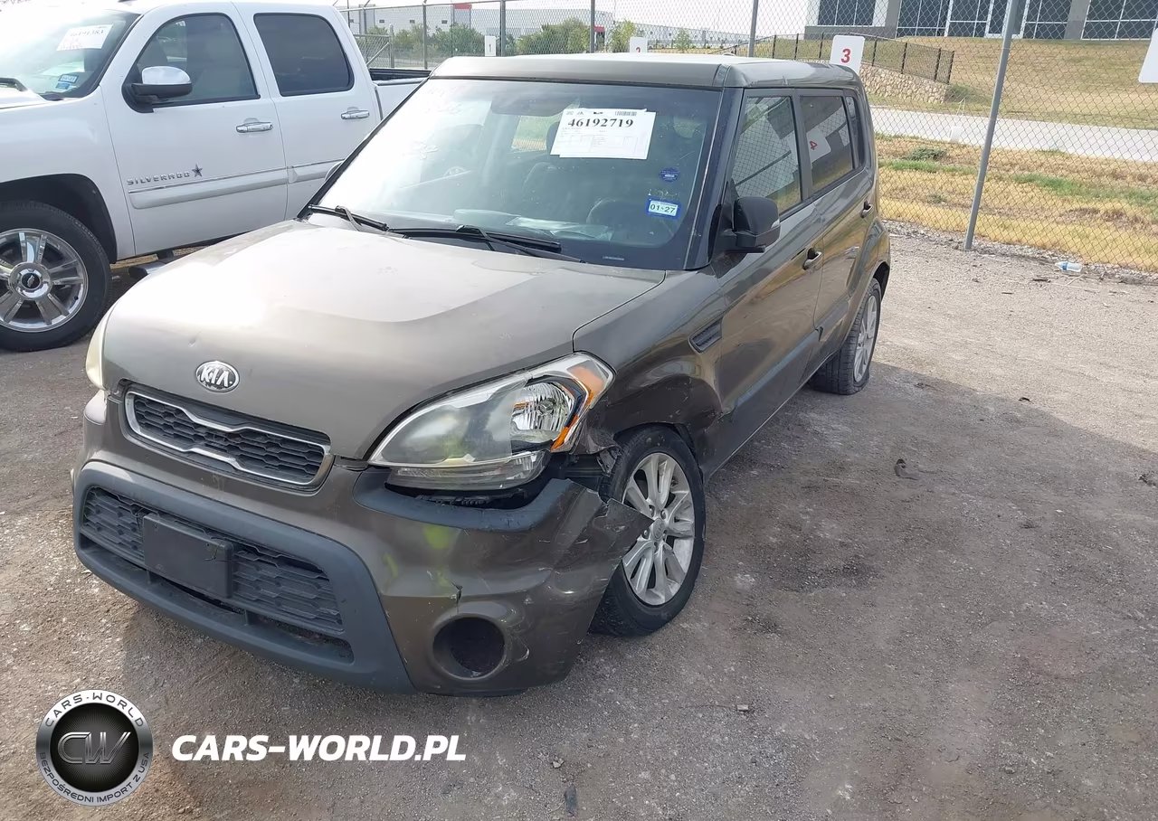 2013 Kia Soul + VIN:KNDJT2A62D7484258 - 2