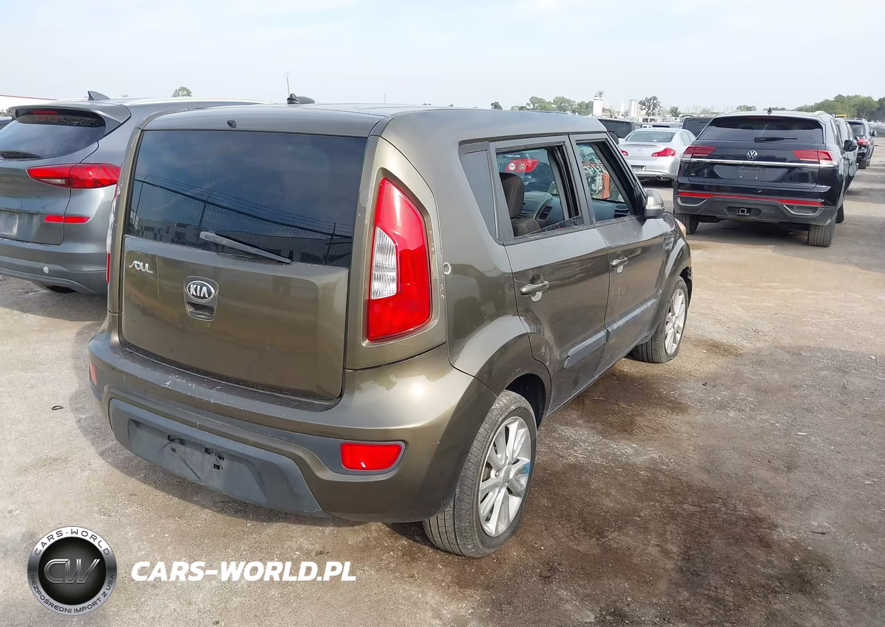 2013 Kia Soul + VIN:KNDJT2A62D7484258 - 4