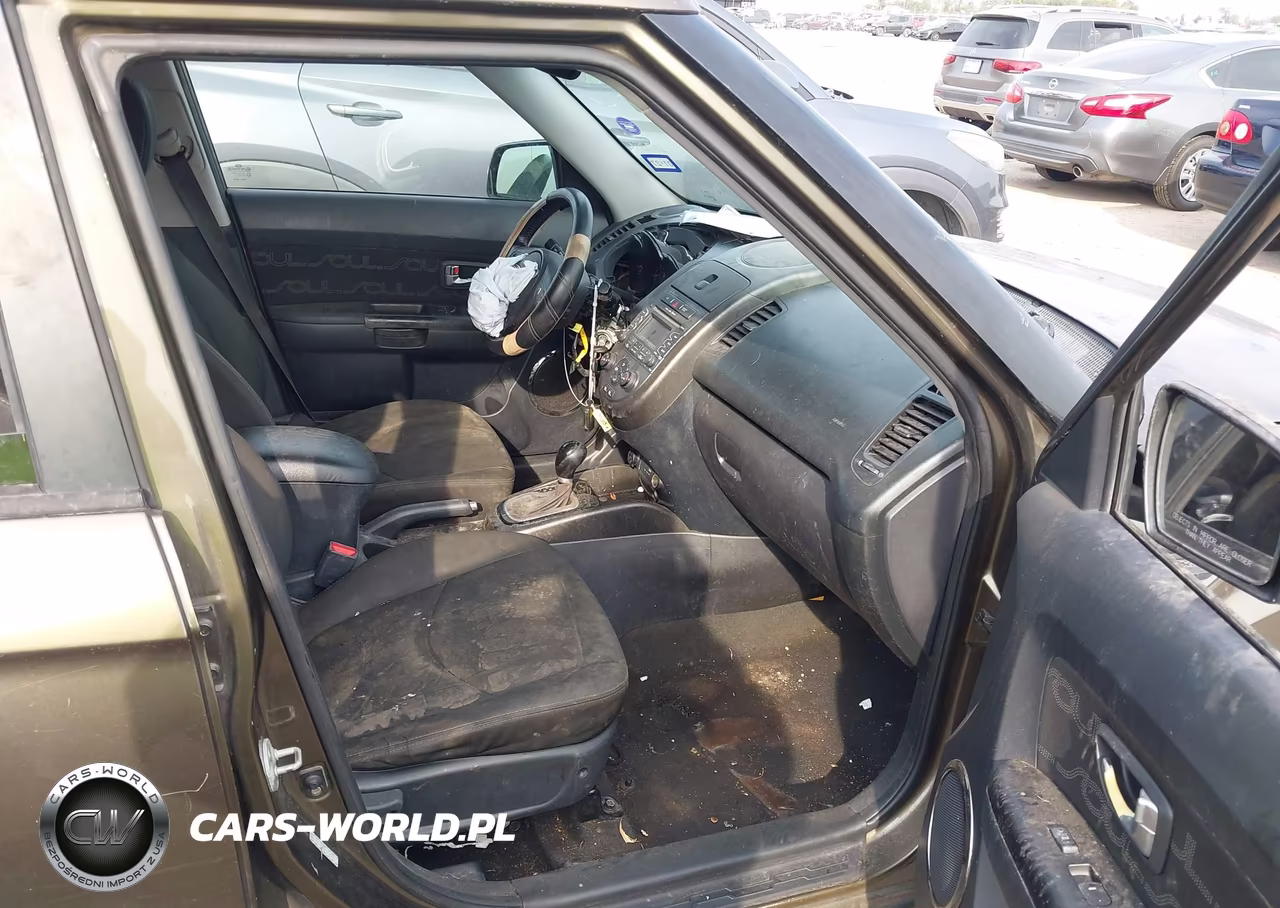 2013 Kia Soul + VIN:KNDJT2A62D7484258 - 5