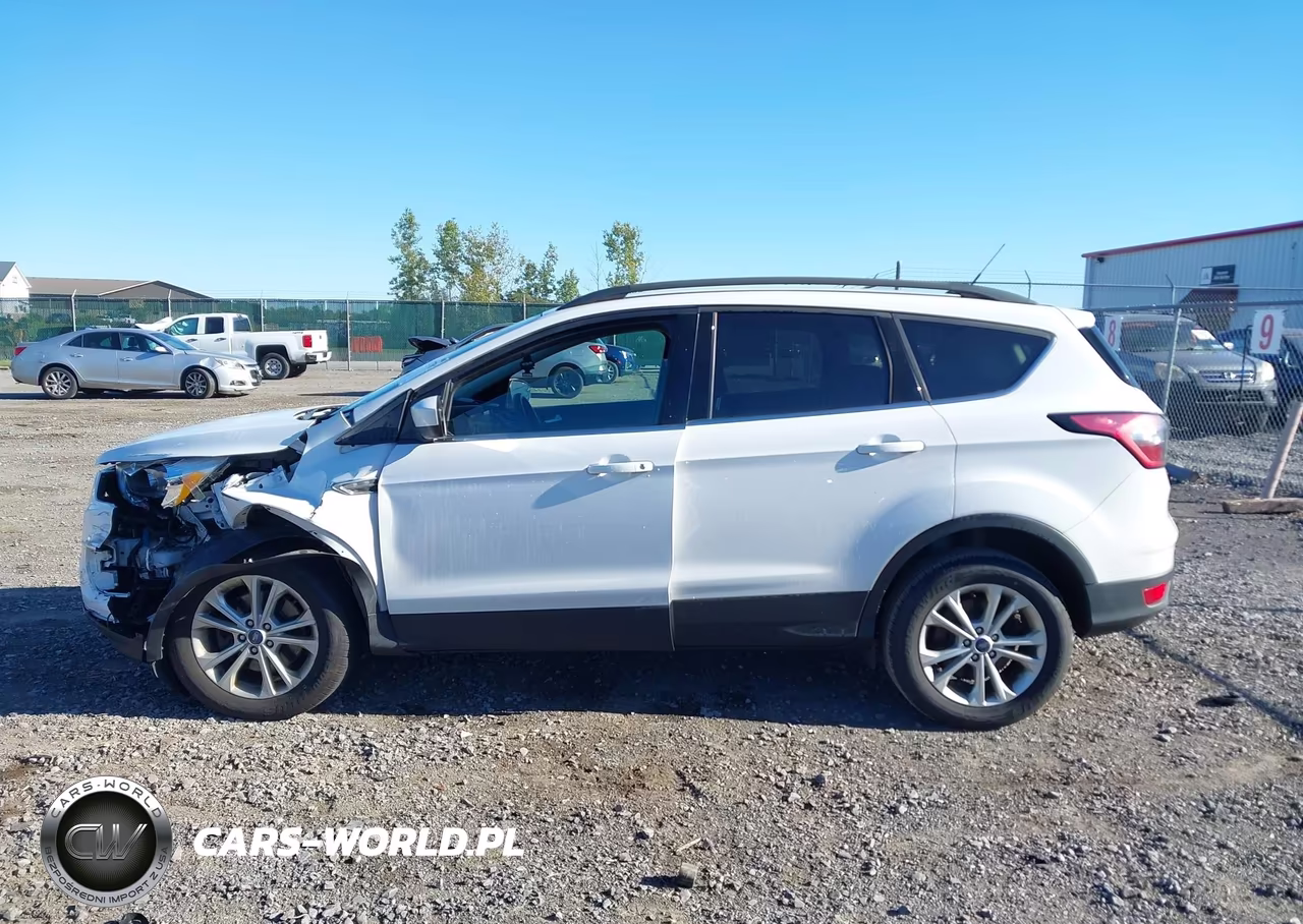 2018 Ford Escape Se VIN:1FMCU9GD6JUC84142 - 14
