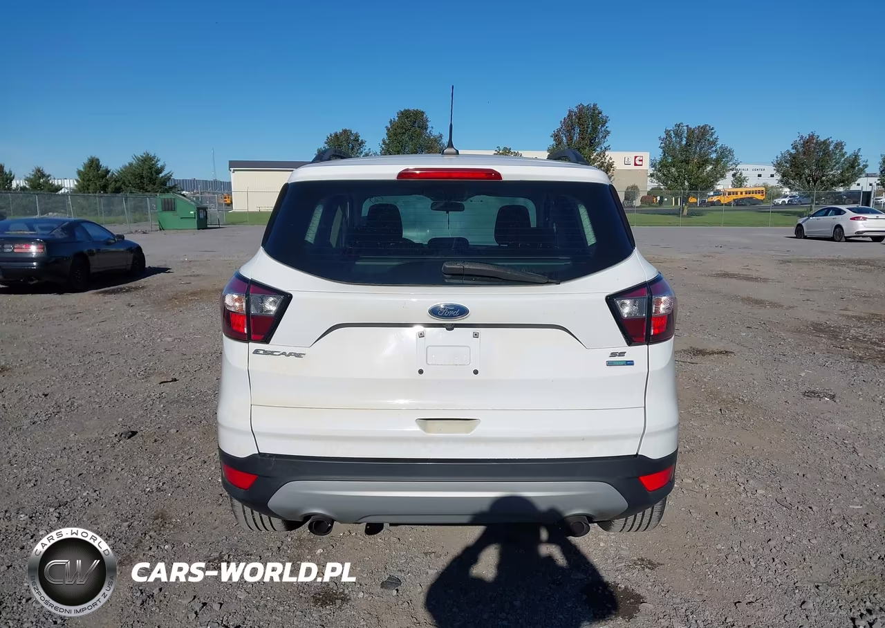 2018 Ford Escape Se VIN:1FMCU9GD6JUC84142 - 16
