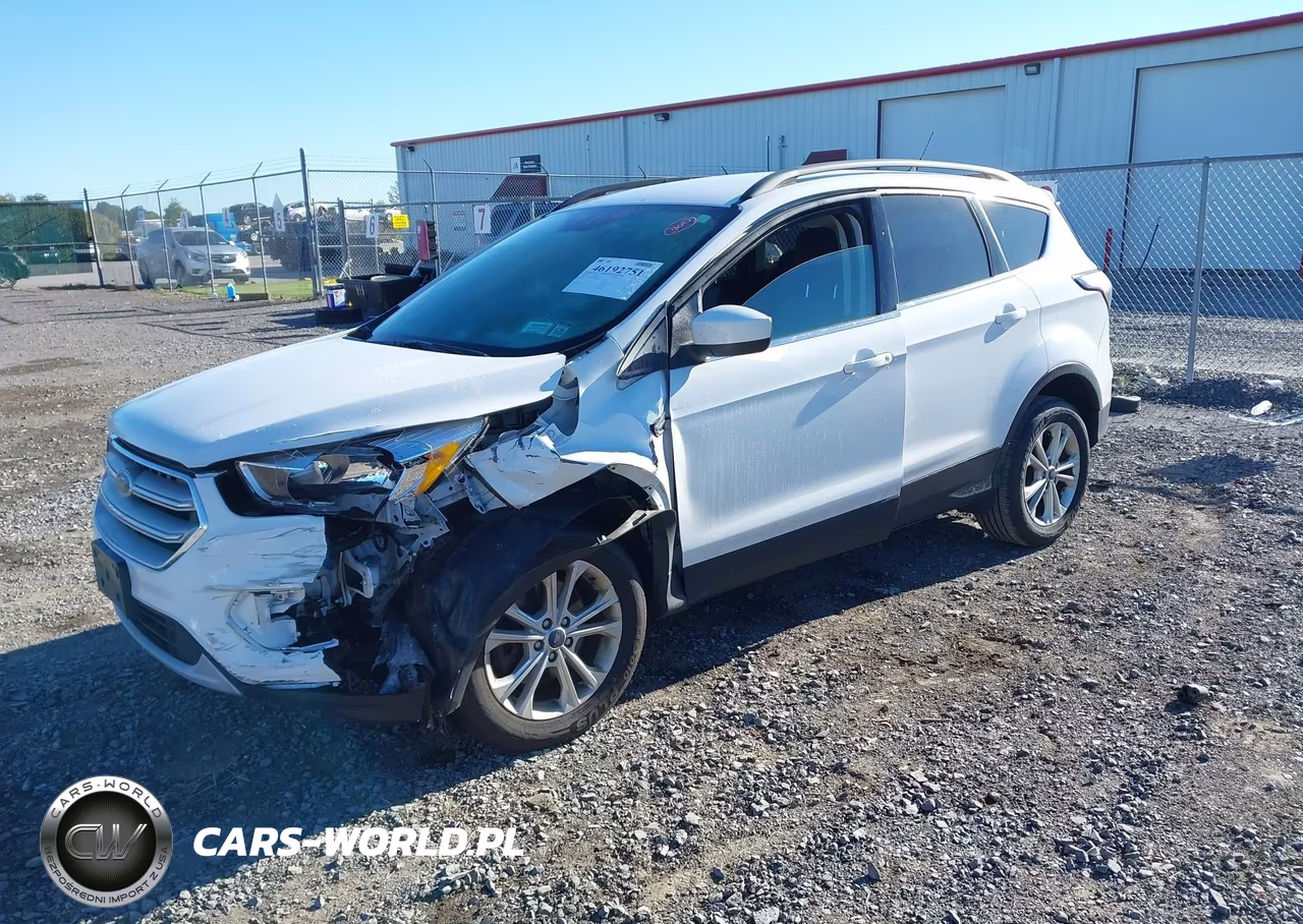 2018 Ford Escape Se VIN:1FMCU9GD6JUC84142 - 2