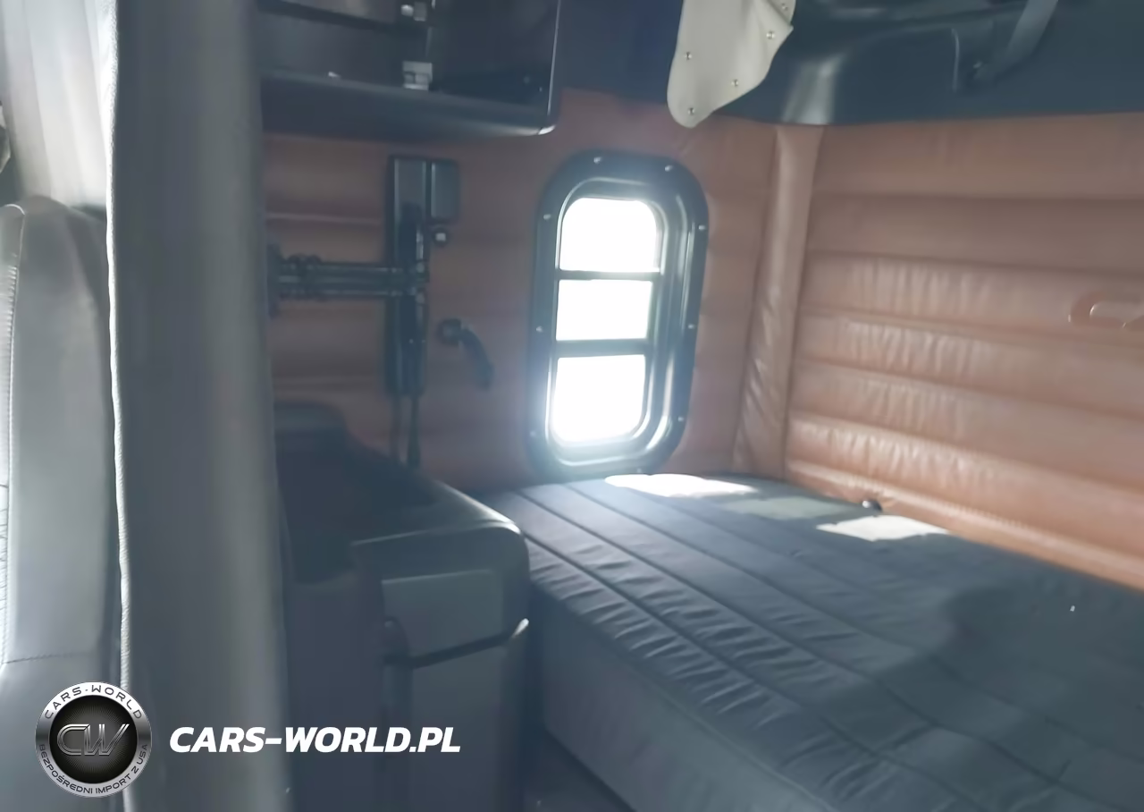 2023 Freightliner New Cascadia 126 VIN:1FUJHHDR6PLNV7839 - 21