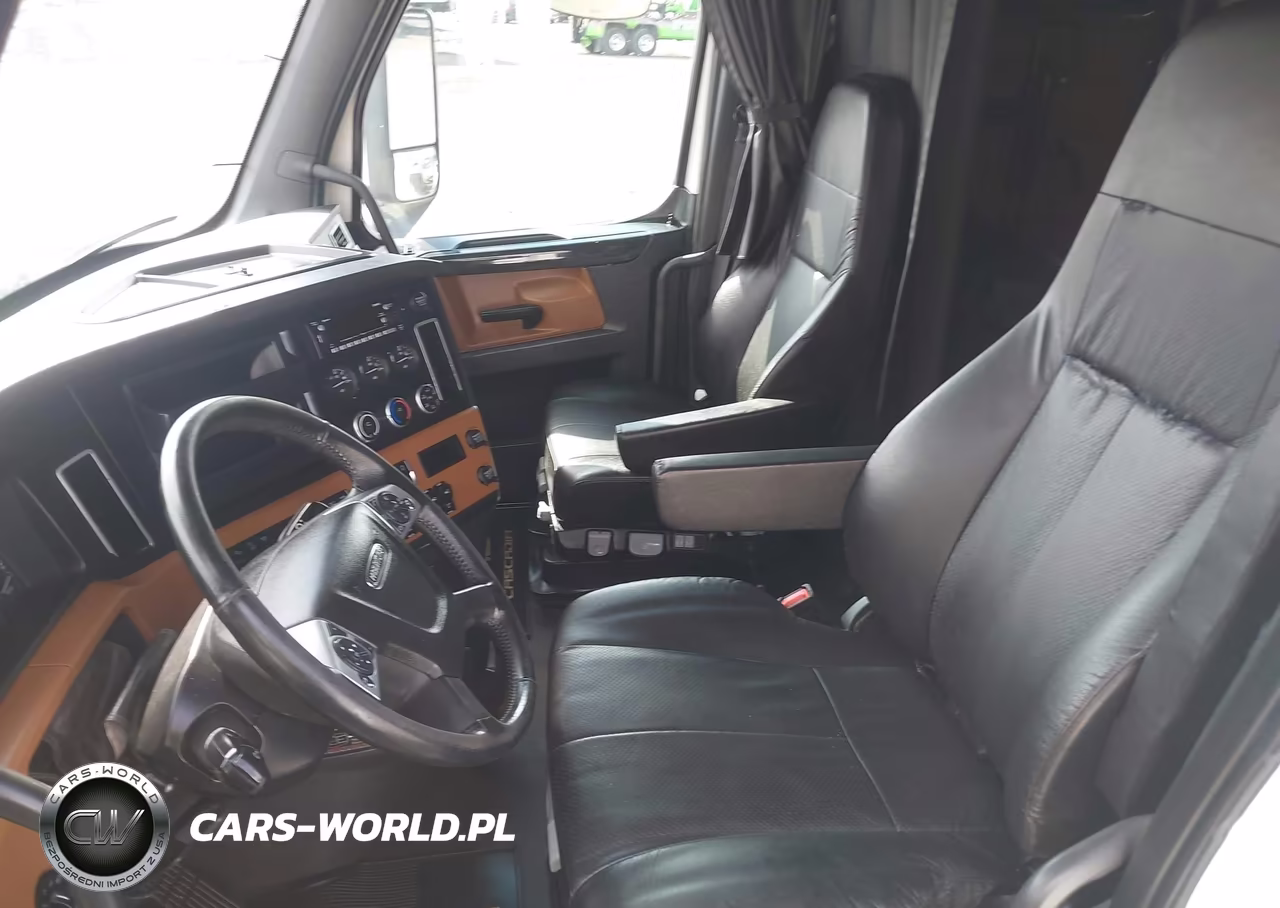 2023 Freightliner New Cascadia 126 VIN:1FUJHHDR6PLNV7839 - 6