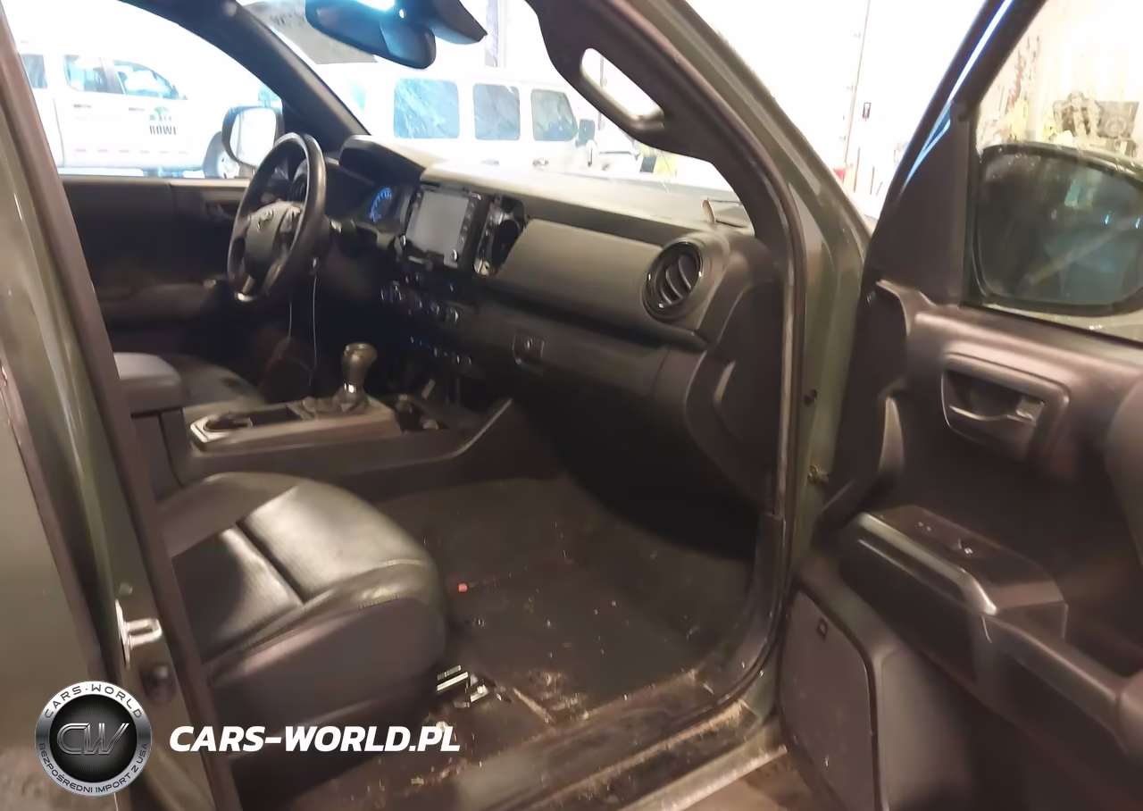 2022 Toyota Tacoma Trd Off Road VIN:3TMCZ5AN7NM468306 - 5