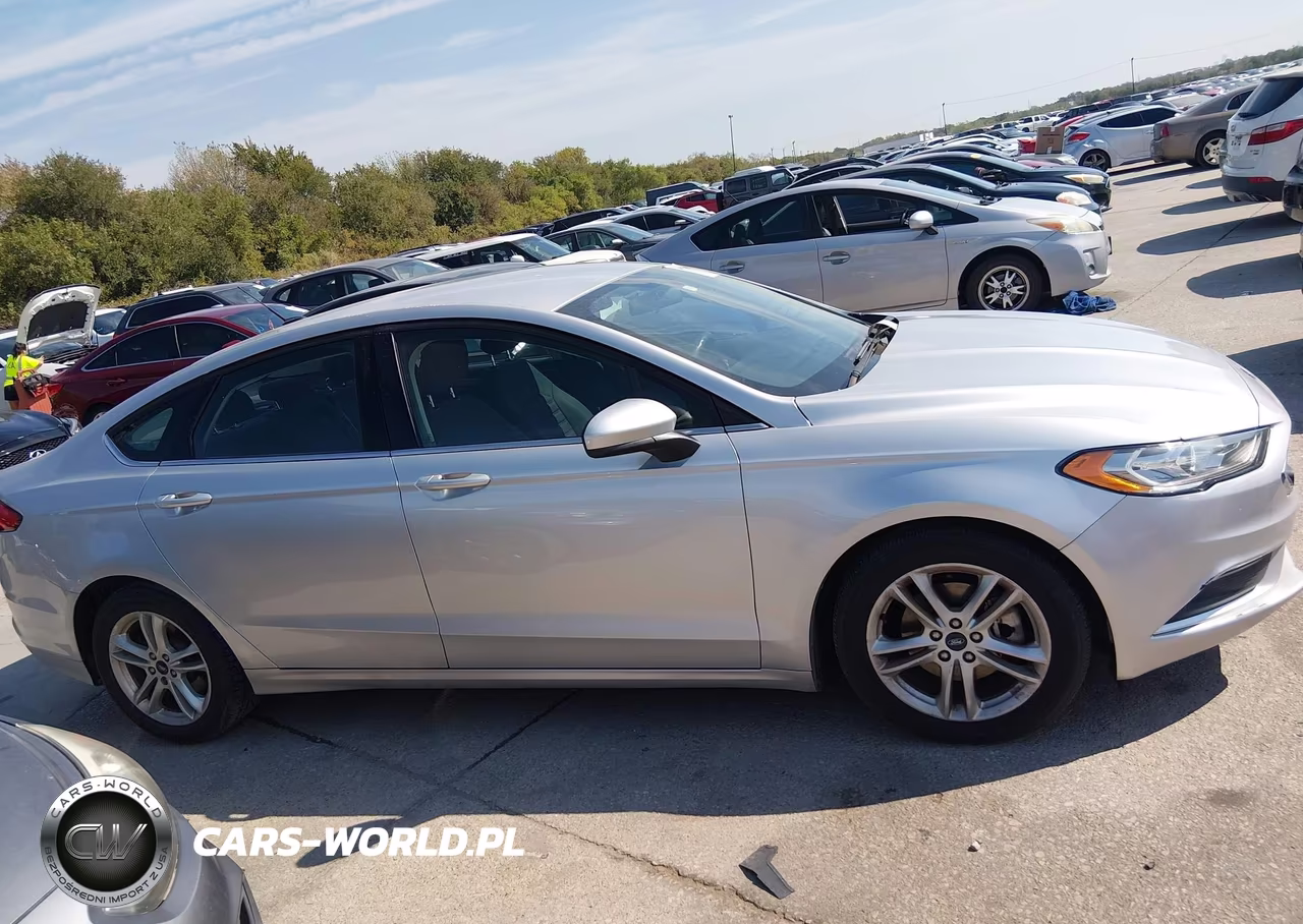 2018 Ford Fusion Se VIN:3FA6P0HD1JR131068 - 13