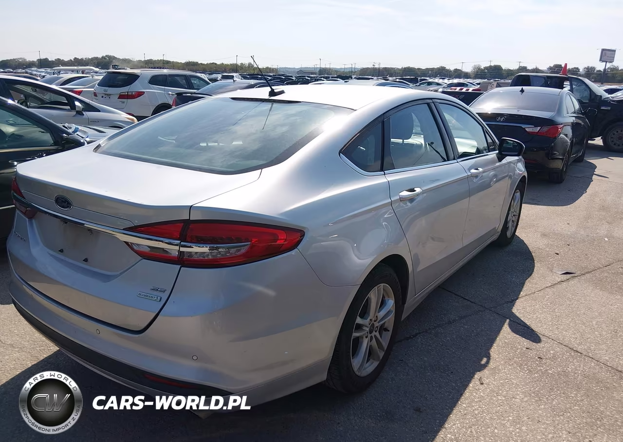 2018 Ford Fusion Se VIN:3FA6P0HD1JR131068 - 4